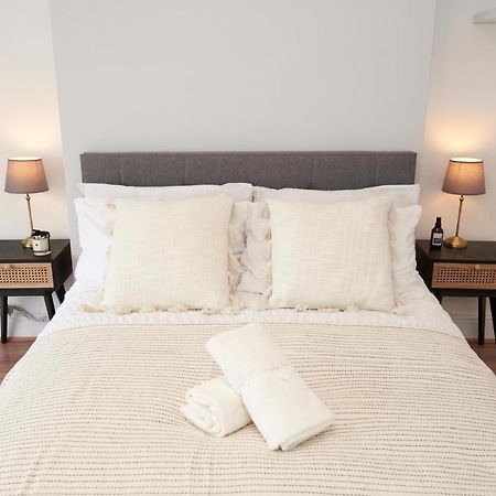Excellent, Three Bedroom North London Apartment With Free Parking Exteriér fotografie