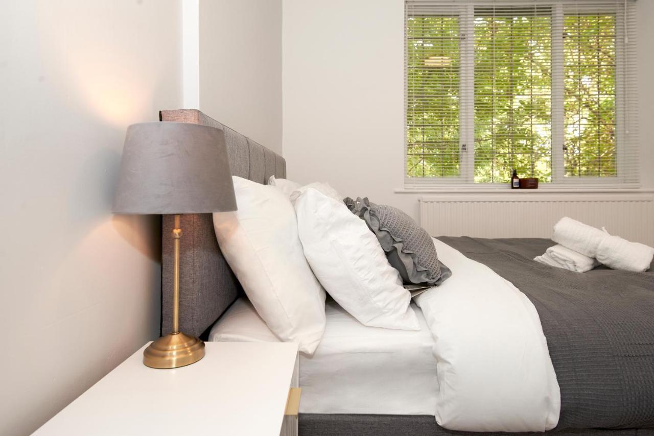 Excellent, Three Bedroom North London Apartment With Free Parking Exteriér fotografie