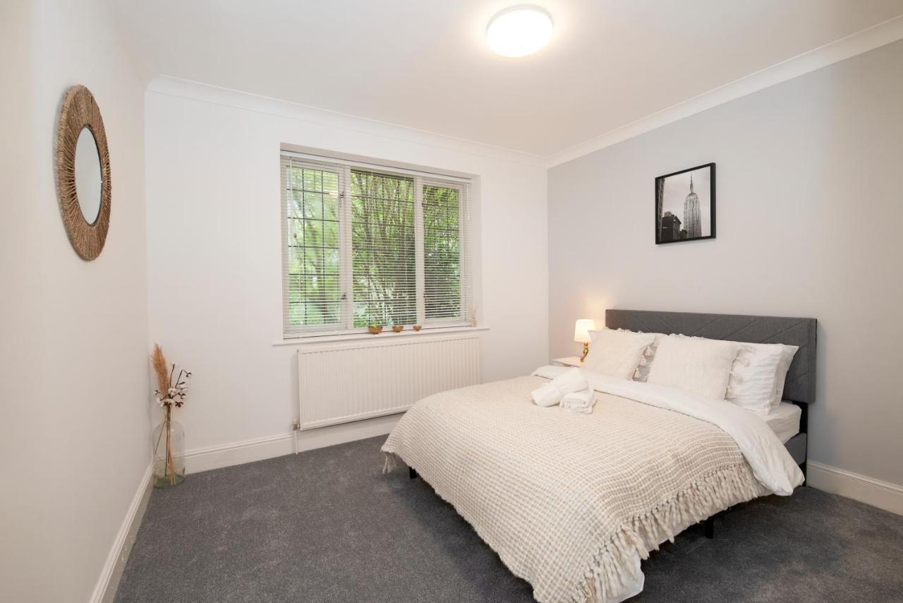 Excellent, Three Bedroom North London Apartment With Free Parking Exteriér fotografie